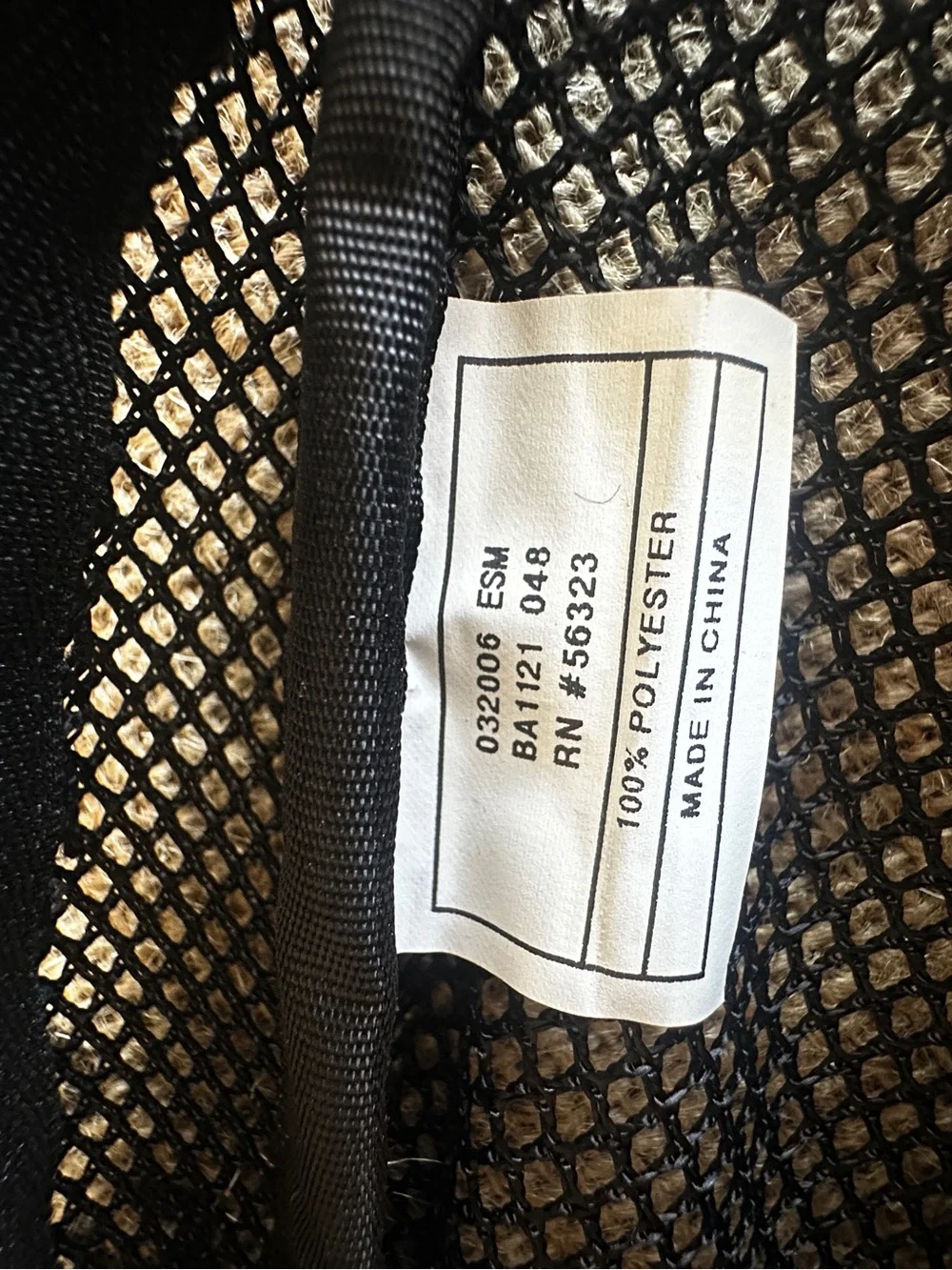 NIKE Black Mesh Men's Backpack with Front Zip Pocket